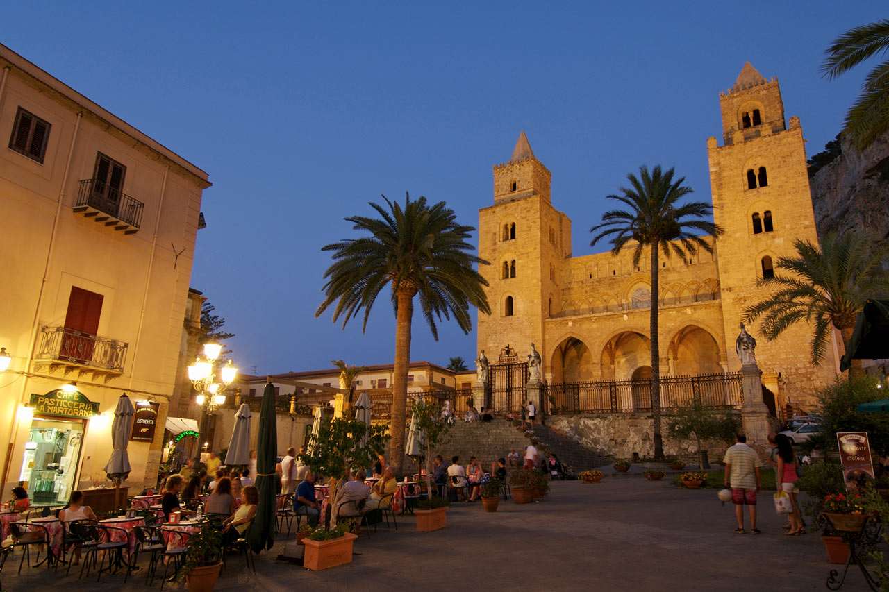 Cefalù, Sisilia