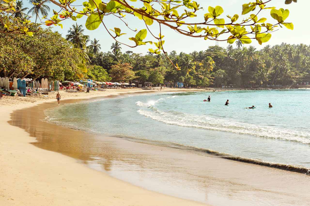 Hiriketiya Beach Sri Lankan eteläpuolella