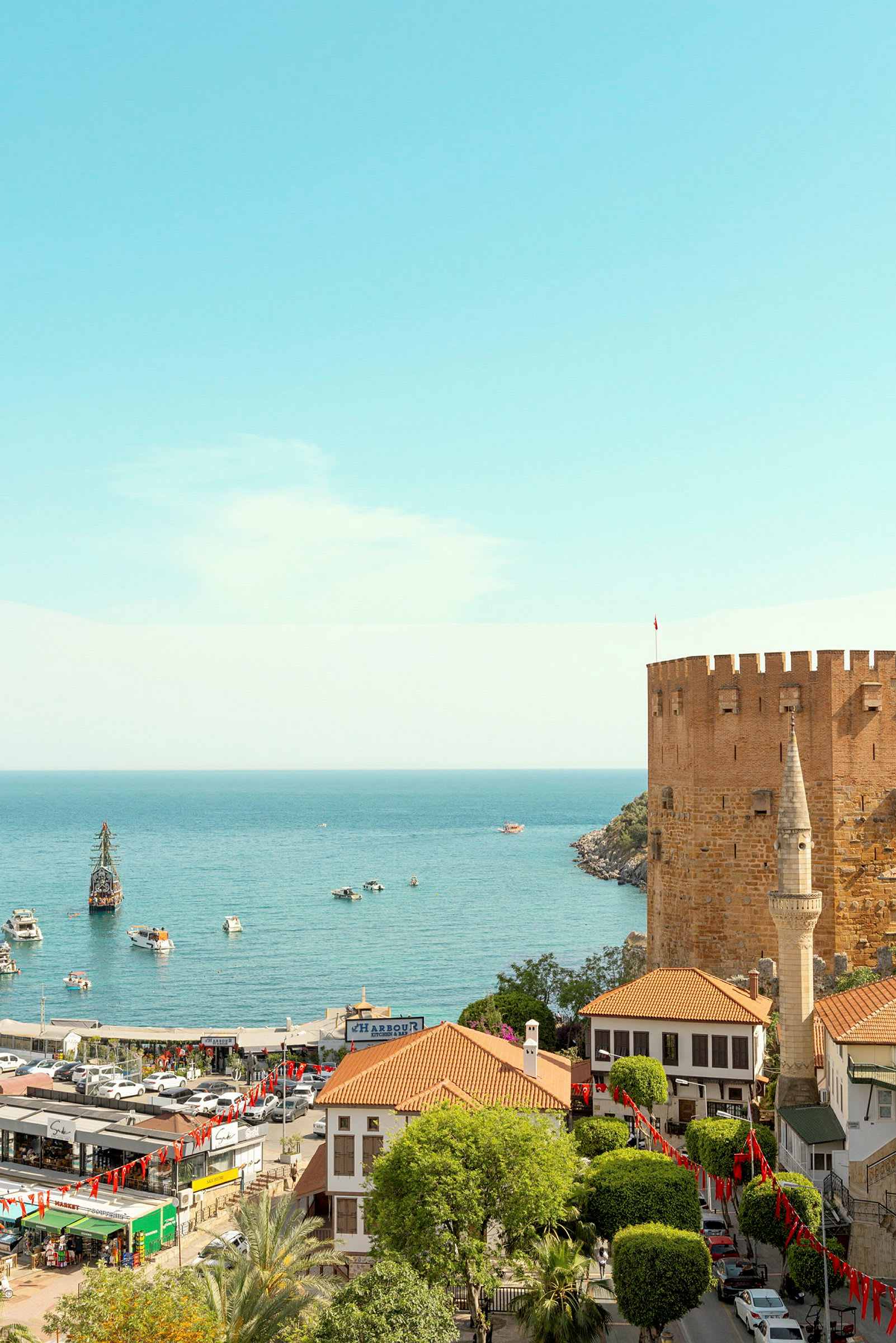 Punainen torni, Alanya