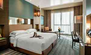 Kahden hengen huone ympäristön suuntaan