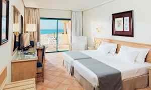 Kahden hengen superior-huone meren puolella