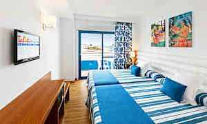 Kahden hengen huone, rajoitettu merinäköala