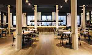 Hotellin ravintola ja loungebaari