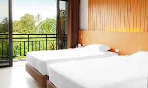 Esimerkkikuva kahden hengen Deluxe-huoneesta