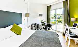 Kahden hengen Premium-huone, merinäköala