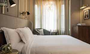 Deluxe Queen Bed -huone