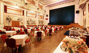 Hotellin aamiaishuone