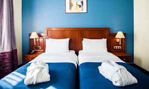 Esimerkki kahden hengen huoneesta