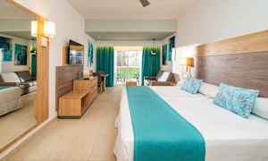 Juniorsviitti puutarhaan päin