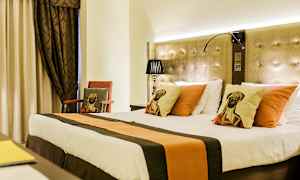 Kahden hengen huone, parveke