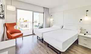 Kahden hengen huone, parveke