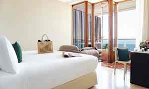 Kahden hengen Premium-huone, jossa merinäköala