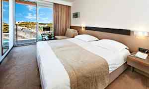 Kahden hengen huone, parveke