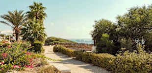 Makronissos Beach
