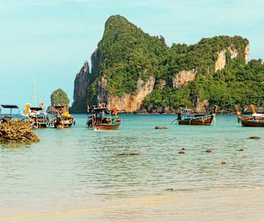 Loh Dalum Beach, Koh Phi Phi