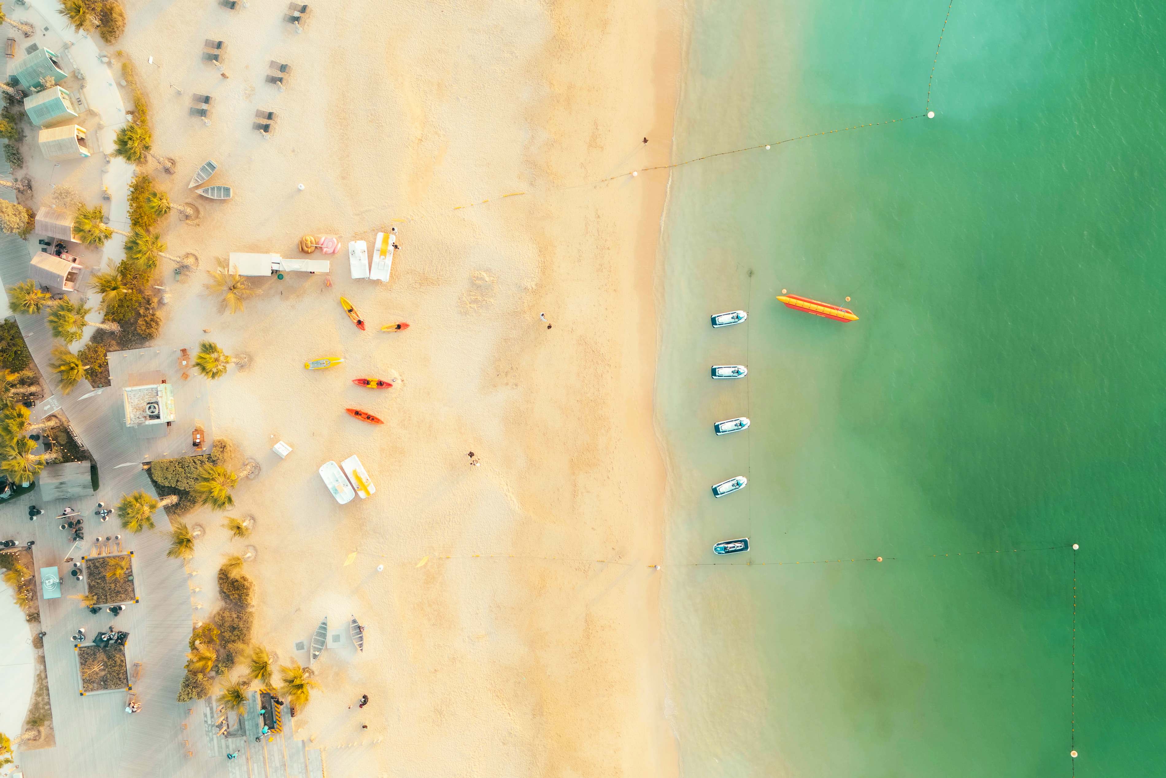 La Mer Beach