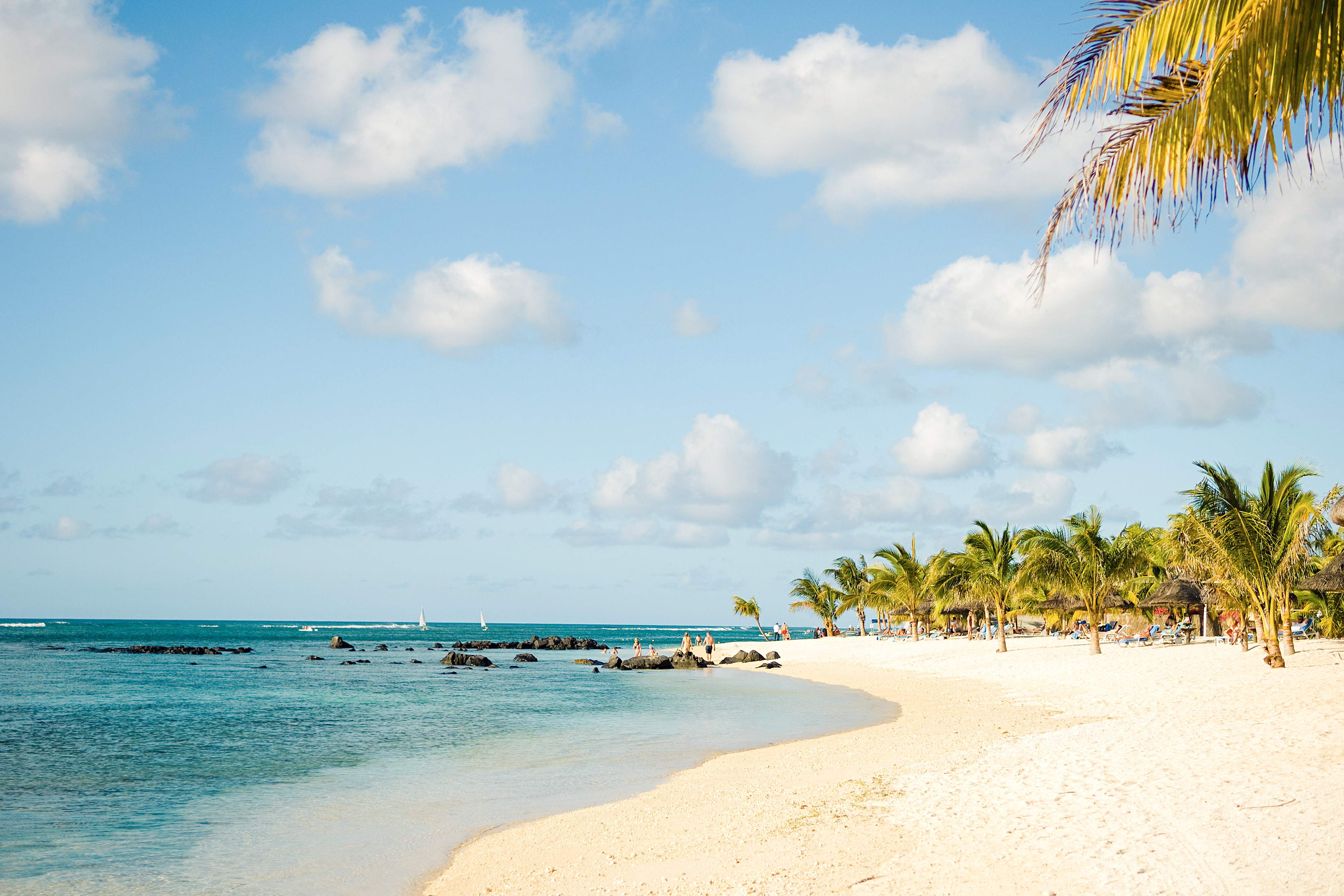 Ranta Le Victoria -hotellin luona Mauritiuksella