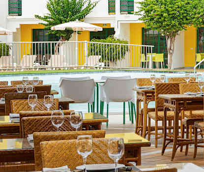 À la carte -ravintola allasalueella