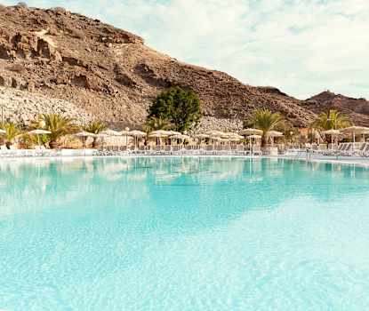 Sunsuiten uima-allas