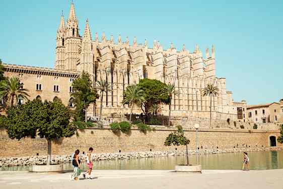 PMI Palma & Shopping (PMSN)