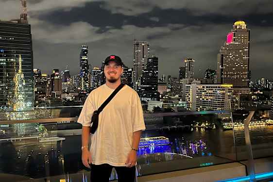 Käärijä Bangkokissa