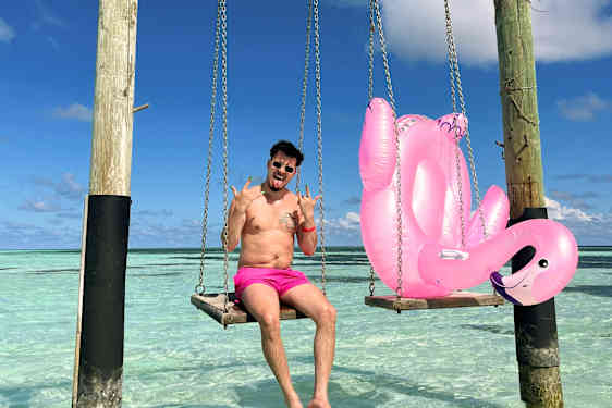 Käärijä Kuredulla Malediiveilla