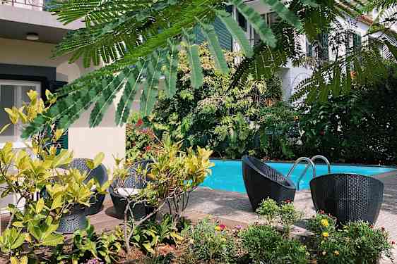 Pieni vihreä keidas Lidon alueella, hotelli Vila Vicencia