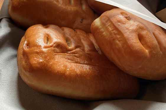 Latvialaisia piirakoita