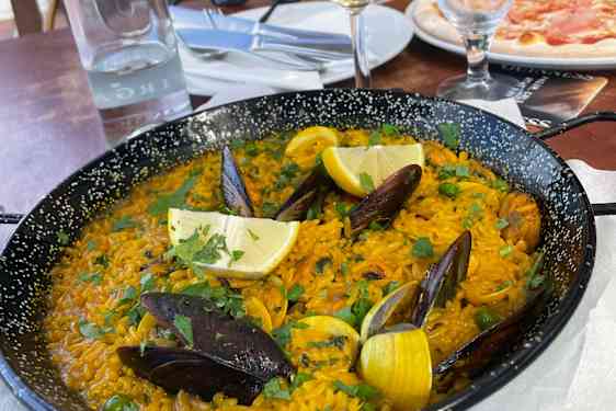 Klassinen paella