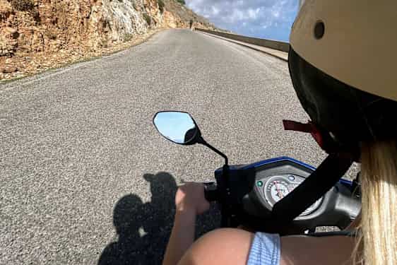 Skootterilla Kreetalla