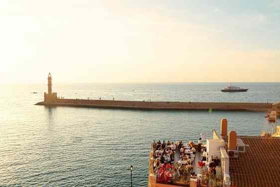 Utsikt över fyren i Chania