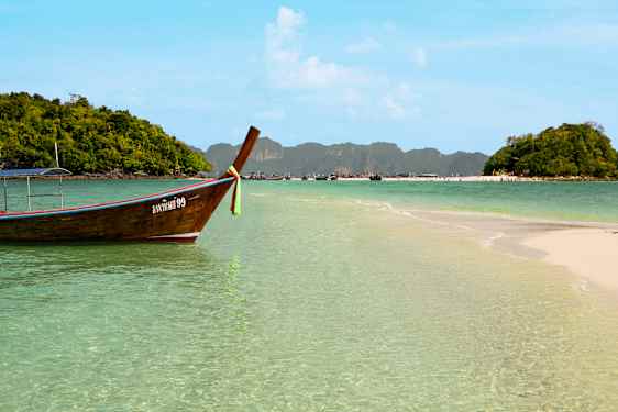 Halvat lennot Thaimaahan, Phuketiin