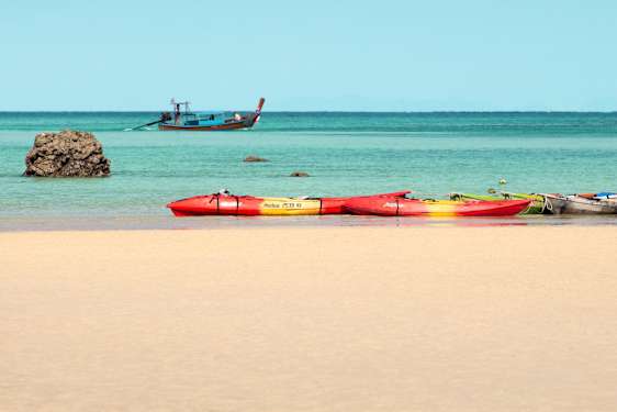 Loh Dalum Beach, lyhyt kävelymatka Ton Saista