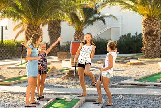 Tennis ja Minigolf