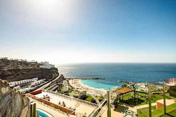 Serenity, Playa de Amadores