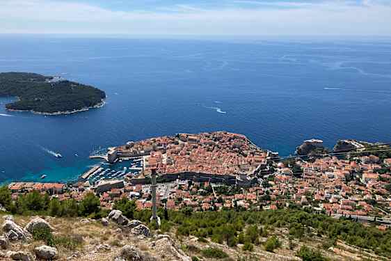 Maisema Dubrovnikin köysiradan näköalapaikalta
