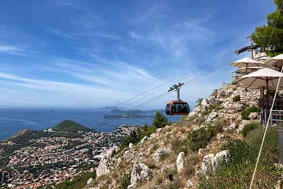 Köysiradalla korkeuksiin