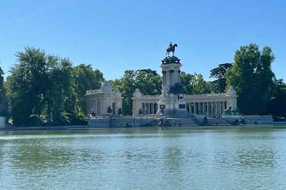 Retiro Park.