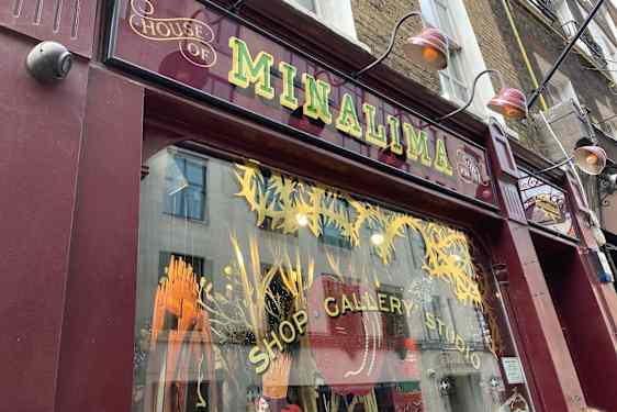 Hous of MinaLima erottuu massasta