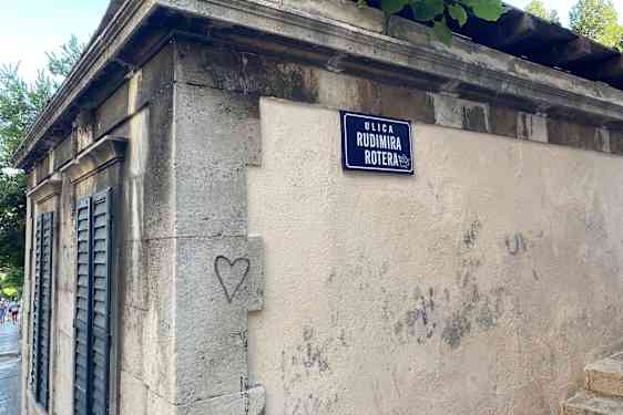 Rudimira Rotera joka johtaa Gradac Parkiin