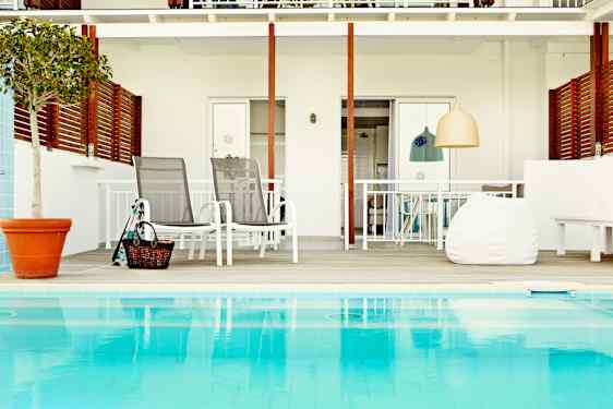 Huoneet, joista pääsee suoraan uimaan Rodoksella