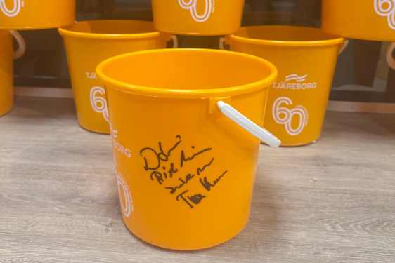 Lomaämpäri nimmareilla