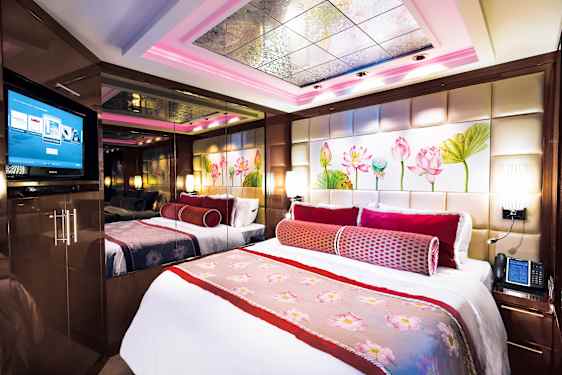 Norwegian Epic