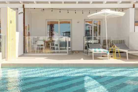 Sunwing Kallithea Beach -hotellin Swim Out -huoneisto