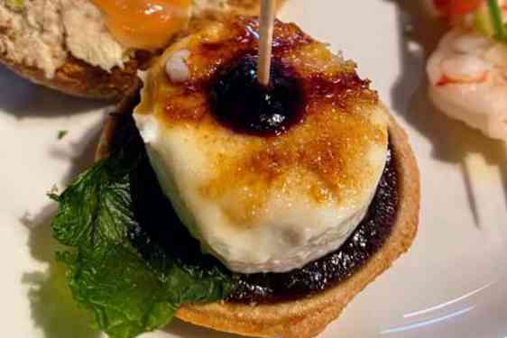 Herkullisia pintxoja