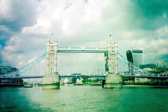 Risteily Thames-joella