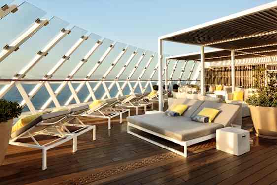 aurinkokansi Celebrity Cruises