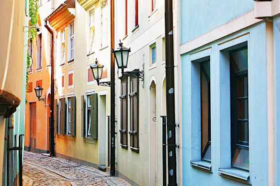 Viehättäviä kujia Riian vanhassa kaupungissa