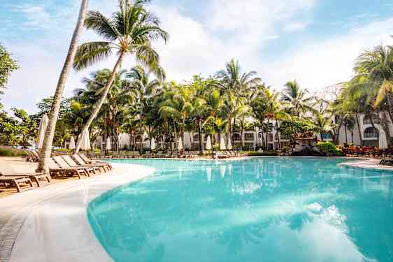 Canonnier Beachcomber Golf Resort & Spa