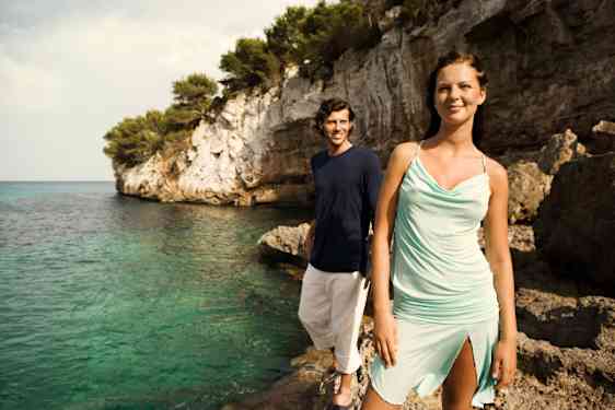 Matkat helatorstain aikaan